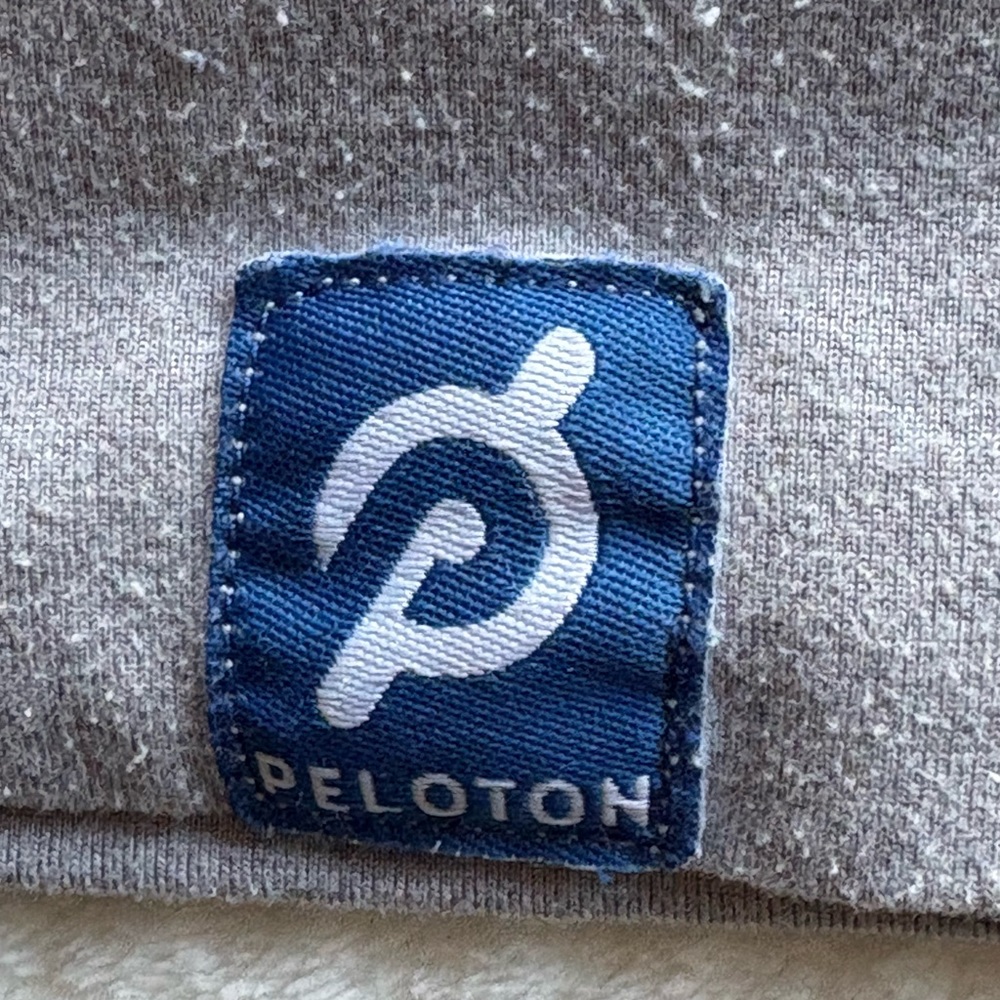 Peloton Dreamblend Full Zip Hoodie Lightweight Sweatshirt, Gray - Picture 5 of 8